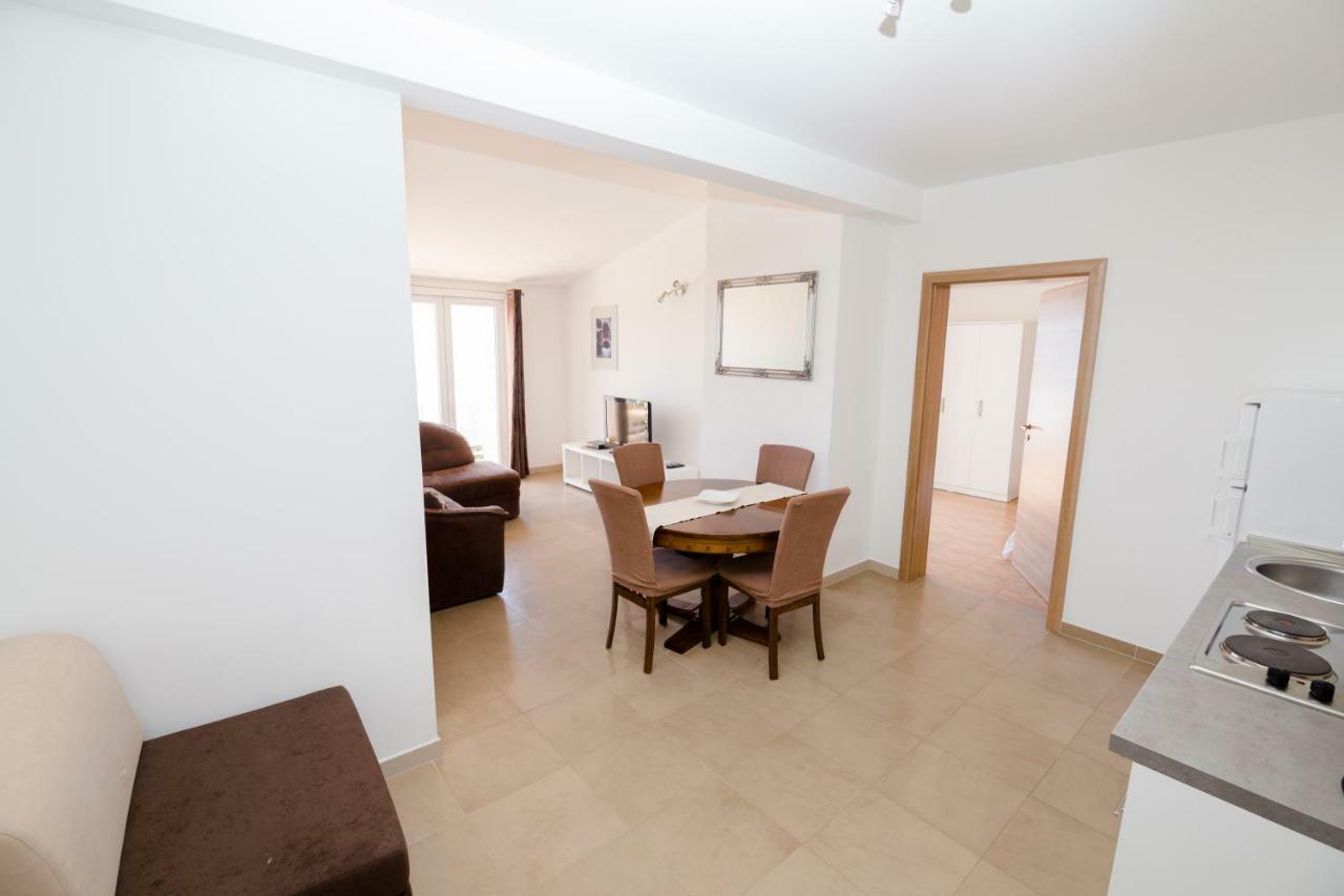 Apartments Bandalo ポドストラナ エクステリア 写真